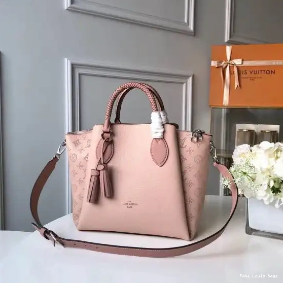 Vuitton Bag Haumea Louis 0604